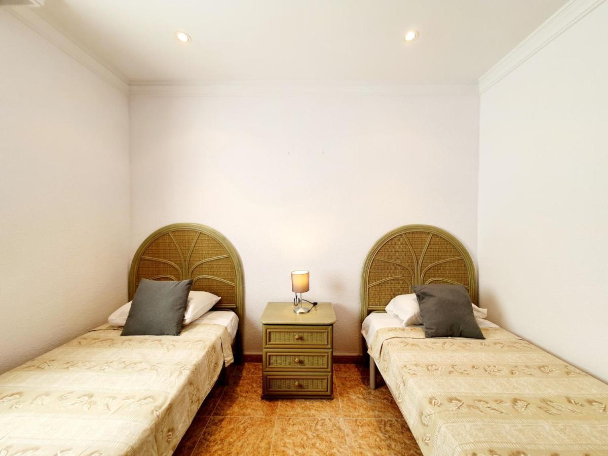 Luna Beach Seafront Marbella Luaran gambar