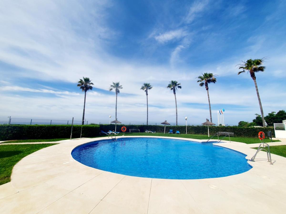 Luna Beach Seafront Marbella Luaran gambar