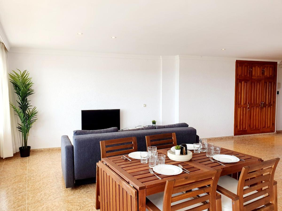 Luna Beach Seafront Marbella Luaran gambar