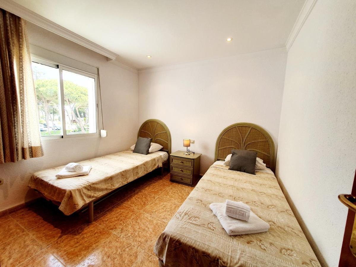 Luna Beach Seafront Marbella Luaran gambar